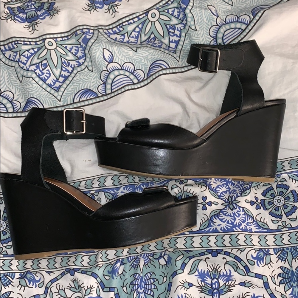 Leather wedges